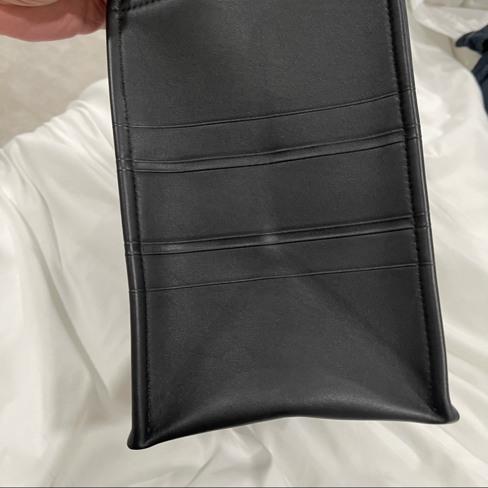 Christian Dior Leather Book Tote - Medium - Picture 10 of 16